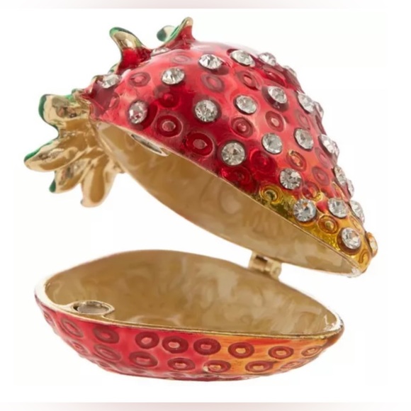 New Strawberry jewelry box - Picture 3 of 5